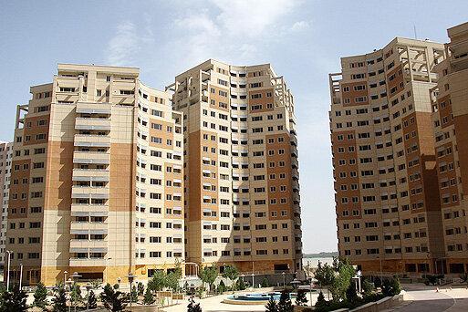 خانه های مسکن مهر را به کارگران بدهید خانه های مسکن مهر را به کارگران بدهید