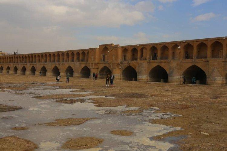 چگونه مسئله آب زاینده رود و اصفهان مزمن شد؟
